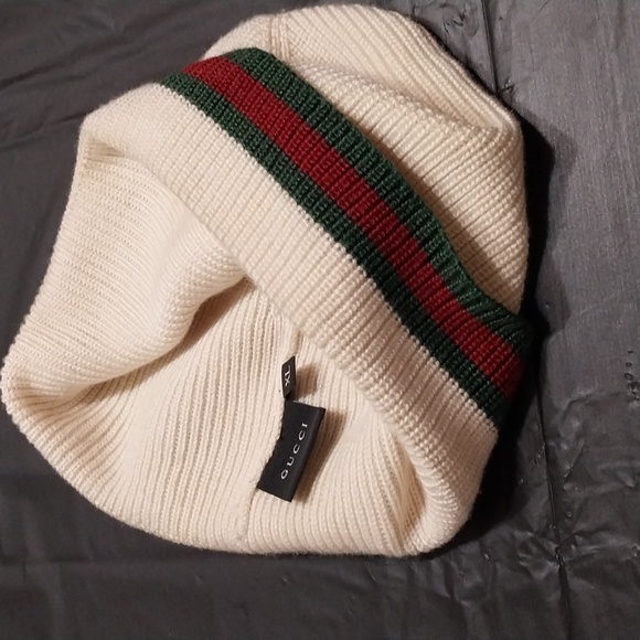 Gucci - Picture 4 of 4